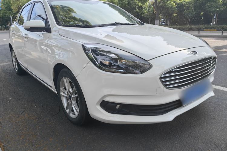 Used Ford Escort 2019 Revised Version 1.5L Automatic Enjoyment Type China VI Standard Exterior 4