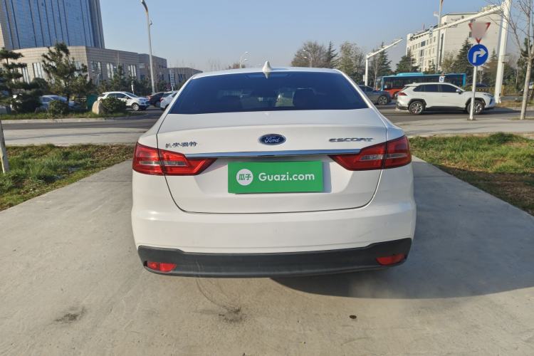 Used Ford Escort 2019 Revised 1.5L Automatic ZhiXiang Version (Tire Pressure Monitoring) China VI Standard Exterior 4