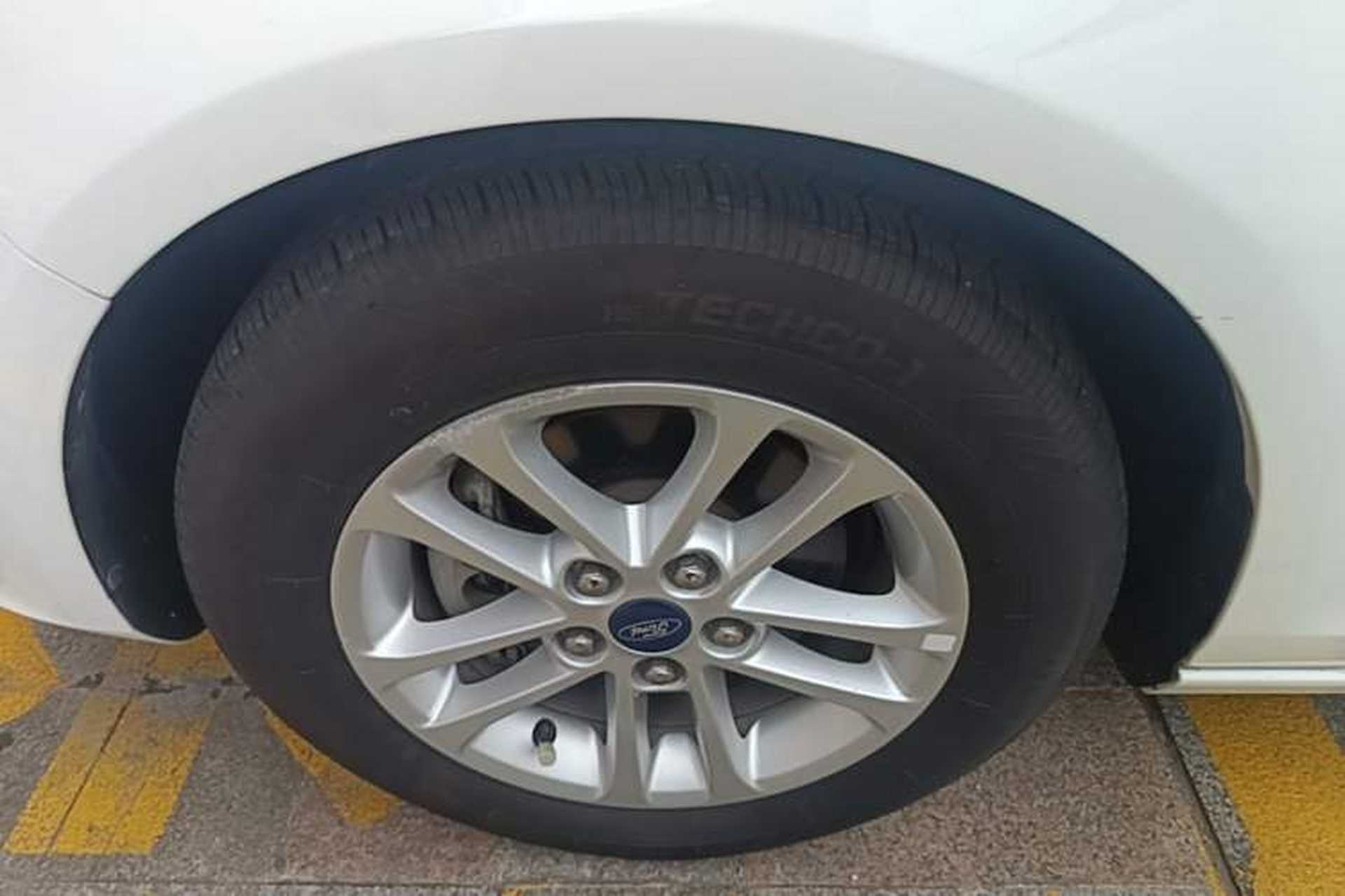 Used Ford Escort 2019 Revised 1.5L Automatic ZhiXiang Version China VI Standard Exterior 4