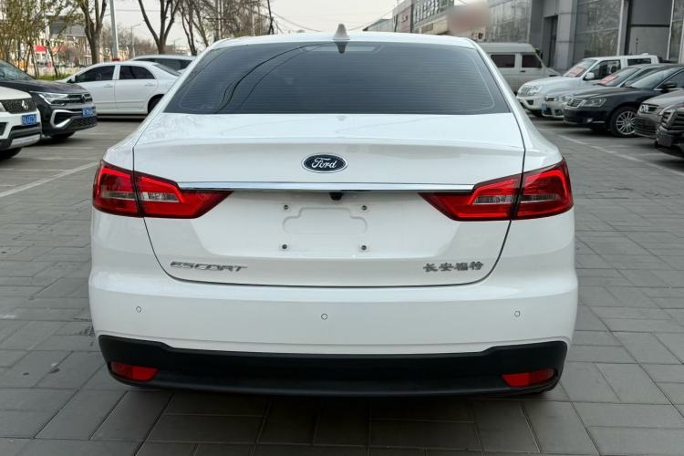 Used Ford Escort 2019 Revised Version 1.5L Automatic Enjoyment Type China VI Standard Exterior 4