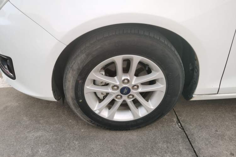 Used Ford Escort 2019 Revised Version 1.5L Manual Quality Enjoyment Type China VI Standard Exterior 4