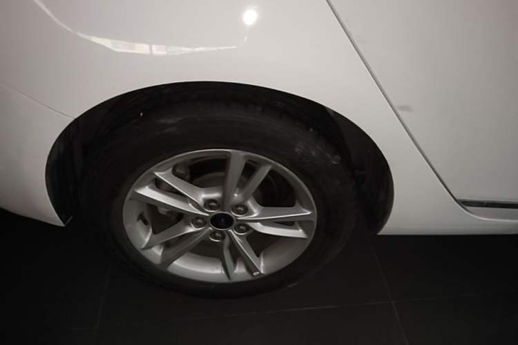 Used Ford Escort 2019 Revised Version 1.5L Automatic Enjoyment Type China VI Standard Exterior 5