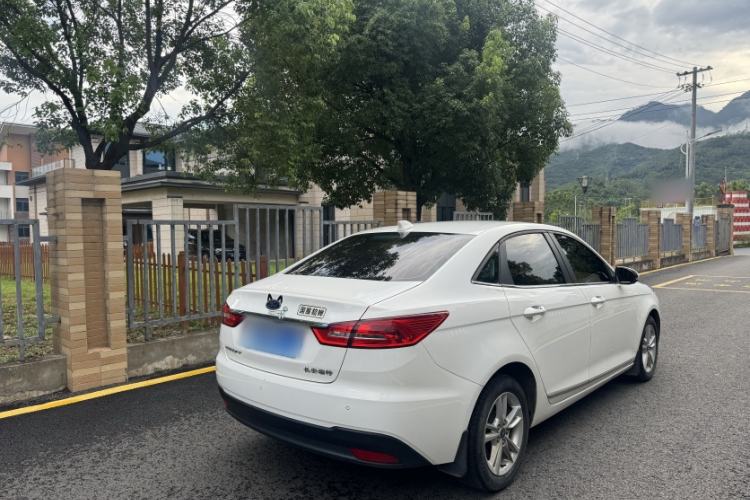 Used Ford Escort 2019 Revised Version 1.5L Automatic Enjoyment Type China VI Standard Exterior 5