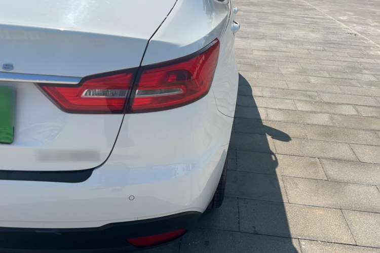 Used Ford Escort 2019 Revised 1.5L Automatic ZhiXiang Version (Tire Pressure Monitoring) China VI Standard Exterior 5