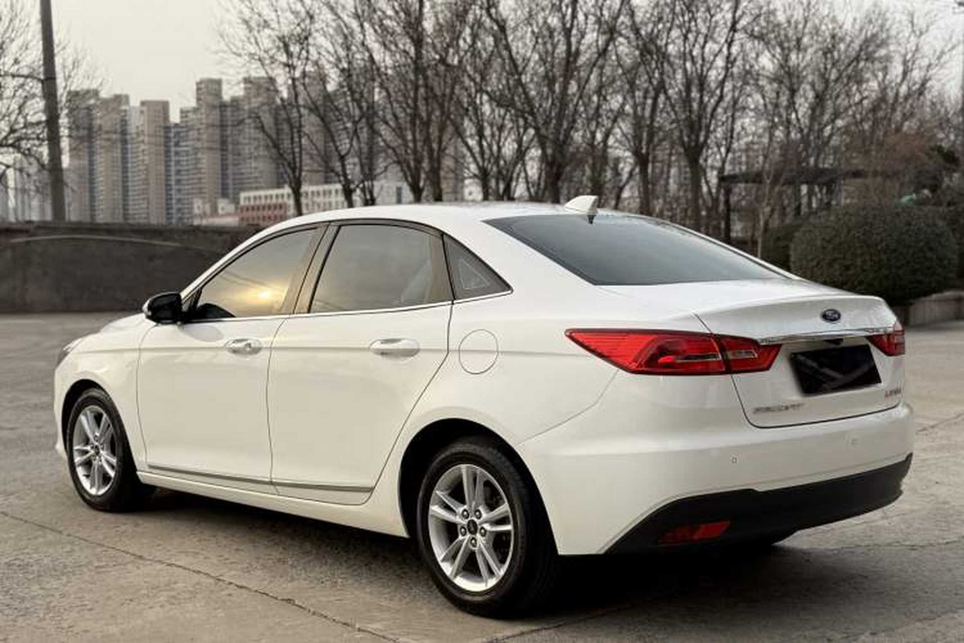Used Ford Escort 2019 Revised Version 1.5L Automatic Enjoyment Type China VI Standard Exterior 5