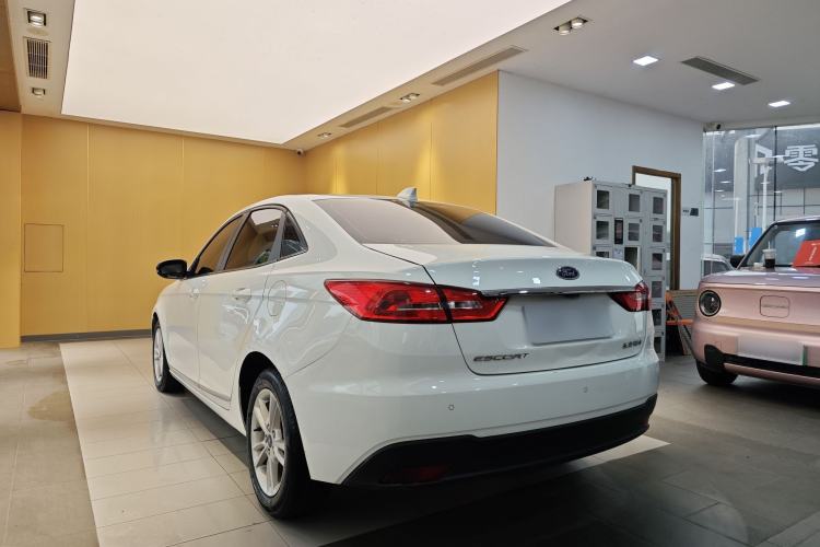 Used Ford Escort 2019 Revised Version 1.5L Automatic Enjoyment Type China VI Standard Exterior 5