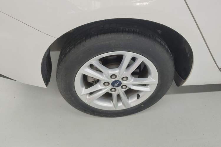 Used Ford Escort 2019 Revised Version 1.5L Automatic Enjoyment Type China VI Standard Exterior 5