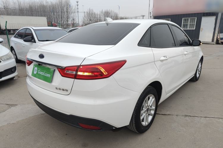 Used Ford Escort 2019 Revised Version 1.5L Manual Quality Enjoyment Type China VI Standard Exterior 5