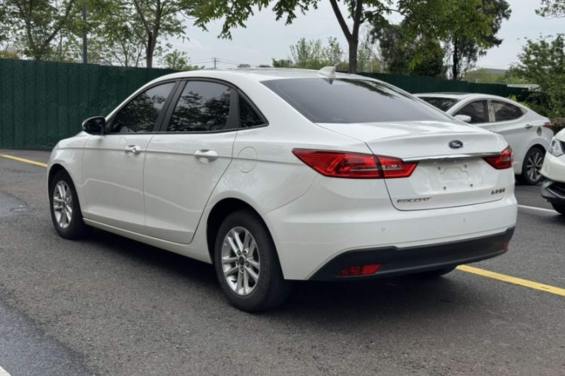 Used Ford Escort 2019 Revised 1.5L Automatic ZhiXiang Version (Tire Pressure Monitoring) China VI Standard Exterior 6