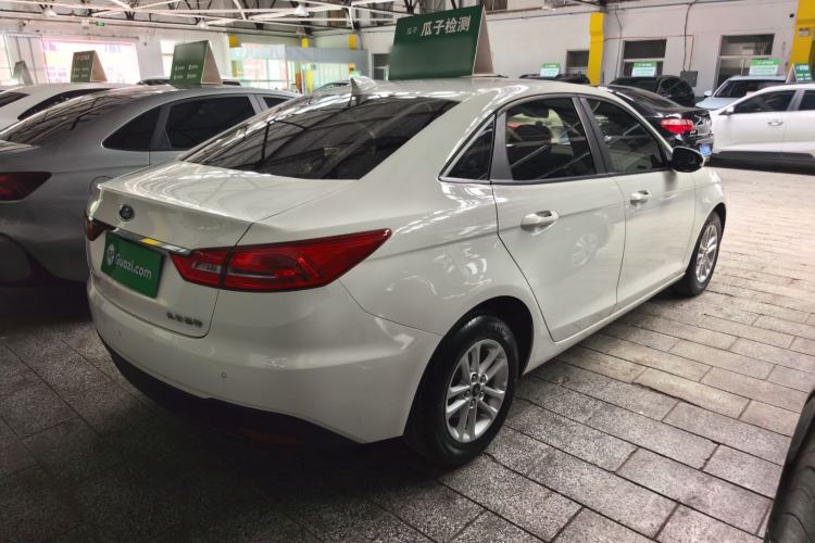 Used Ford Escort 2019 Revised 1.5L Automatic ZhiXiang Version (Tire Pressure Monitoring) China VI Standard Exterior 6