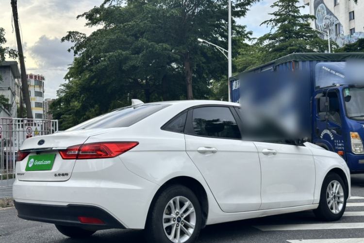 Used Ford Escort 2019 Revised 1.5L Automatic ZhiXiang Version (Tire Pressure Monitoring) China VI Standard Exterior 7