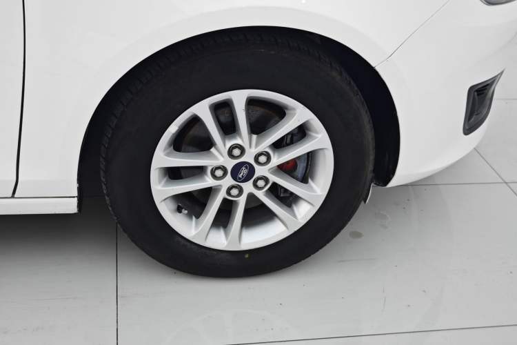 Used Ford Escort 2019 Revised 1.5L Automatic ZhiXiang Version (Tire Pressure Monitoring) China VI Standard Exterior 7