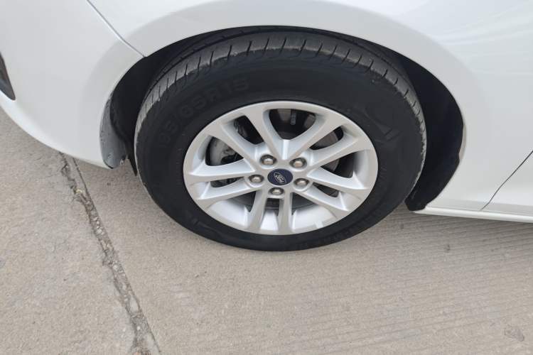Used Ford Escort 2019 Revised Version 1.5L Manual Quality Enjoyment Type China VI Standard Exterior 7