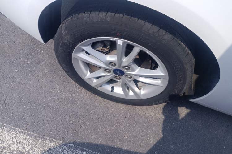 Used Ford Escort 2019 Revised Version 1.5L Automatic Enjoyment Type China VI Standard Exterior 8
