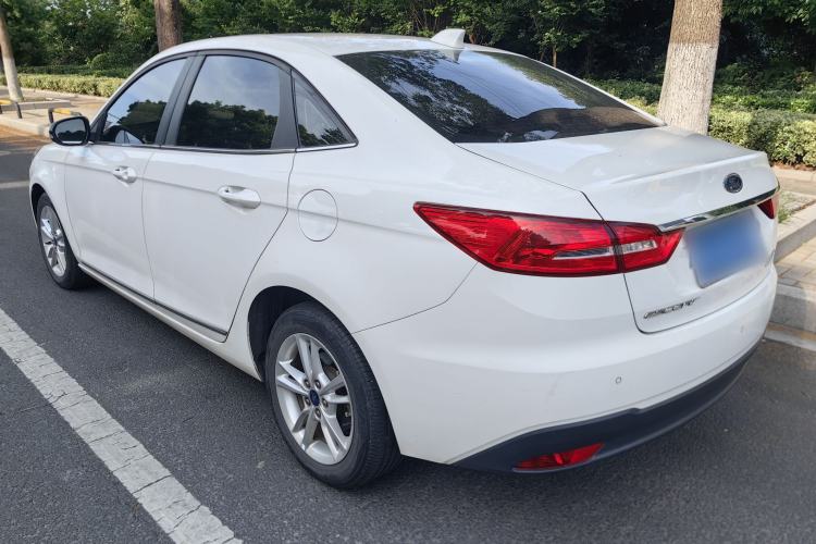 Used Ford Escort 2019 Revised Version 1.5L Automatic Enjoyment Type China VI Standard Exterior 8