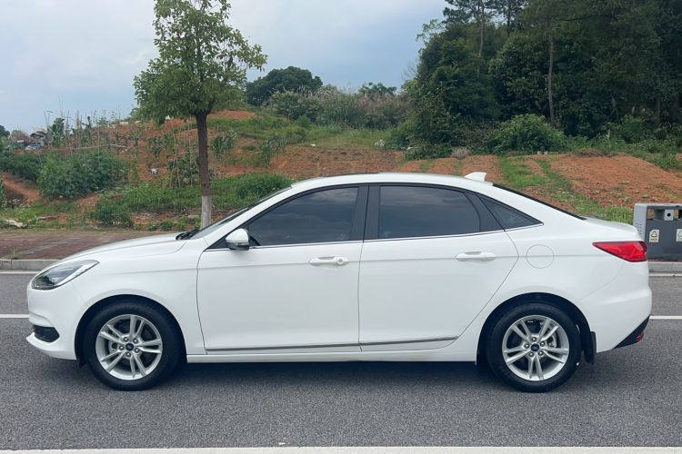 Used Ford Escort 2019 Revised Version 1.5L Automatic Enjoyment Type China VI Standard Exterior 8