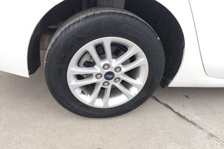 Used Ford Escort 2019 Revised Version 1.5L Manual Quality Enjoyment Type China VI Standard Exterior 8