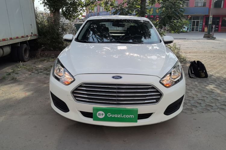 Used Ford Escort 2019 Revised 1.5L Automatic ZhiXiang Version (Tire Pressure Monitoring) China VI Standard Front