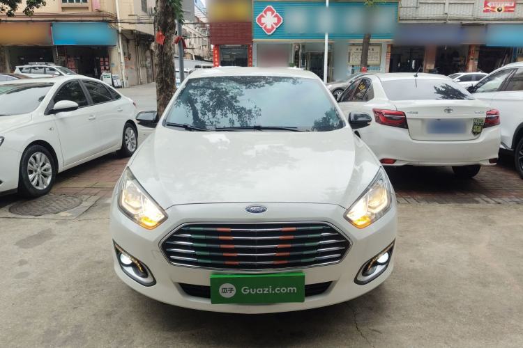 Used Ford Escort 2019 Revised 1.5L Automatic ZhiXiang Version (Tire Pressure Monitoring) China VI Standard Front