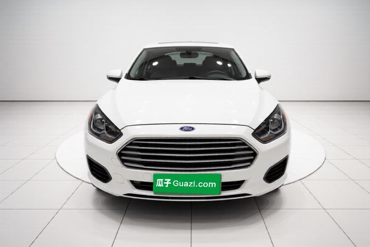 Used Ford Escort 2019 Revised 1.5L Automatic ZhiXiang Version (Tire Pressure Monitoring) China VI Standard Front