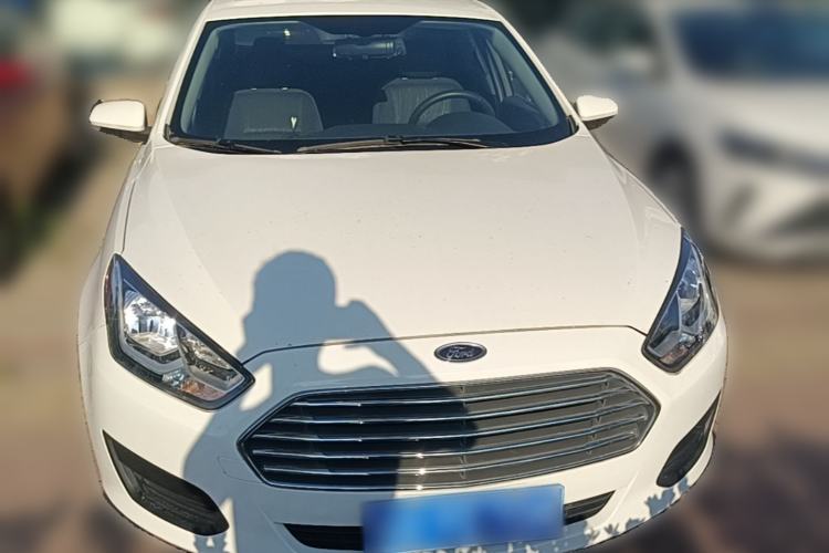 Used Ford Escort 2019 Revised 1.5L Automatic ZhiXiang Version China VI Standard Front