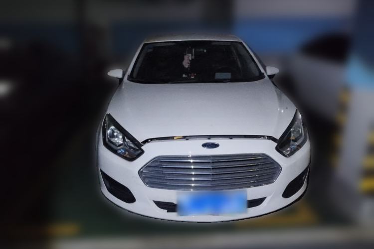 Used Ford Escort 2019 Revised 1.5L Automatic ZhiXiang Version (Tire Pressure Monitoring) China VI Standard Front
