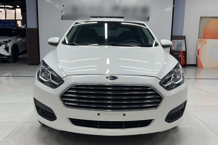 Used Ford Escort 2019 Revised 1.5L Automatic ZhiXiang Version (Tire Pressure Monitoring) China VI Standard Front