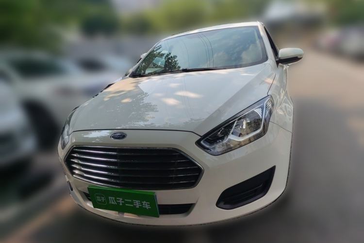 Used Ford Escort 2019 Revised Version 1.5L Manual "Quality Enjoyment" Trim (Tire Pressure Monitoring) China VI Standard Front