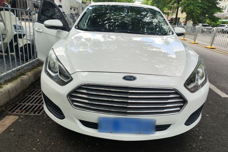 Used Ford Escort 2019 Revised 1.5L Automatic ZhiXiang Version (Tire Pressure Monitoring) China VI Standard Front
