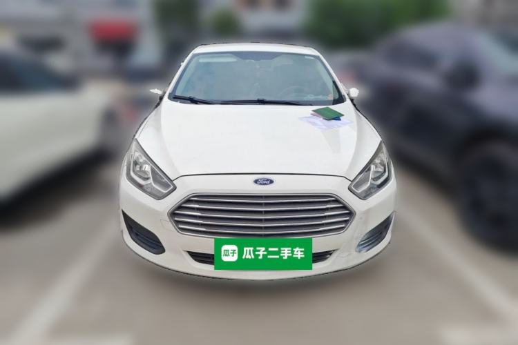 Used Ford Escort 2019 Revised 1.5L Automatic ZhiXiang Version (Tire Pressure Monitoring) China VI Standard Front