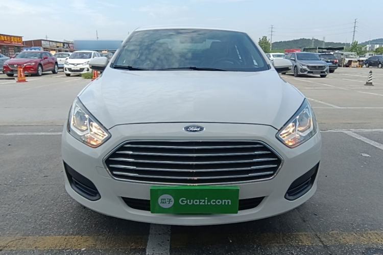 Used Ford Escort 2019 Revised 1.5L Automatic ZhiXiang Version (Tire Pressure Monitoring) China VI Standard Front