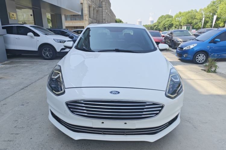 Used Ford Escort 2019 EcoBoost 125 Automatic Luxury Edition Front