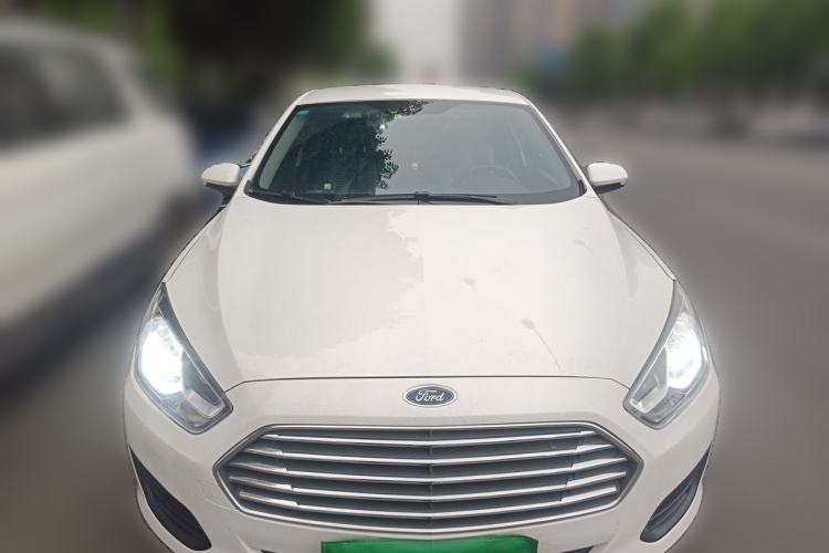Used Ford Escort 2019 Revised 1.5L Automatic ZhiXiang Version (Tire Pressure Monitoring) China VI Standard Front