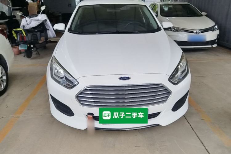 Used Ford Escort 2019 Revised Version 1.5L Manual "Quality Enjoyment" Trim (Tire Pressure Monitoring) China VI Standard Front