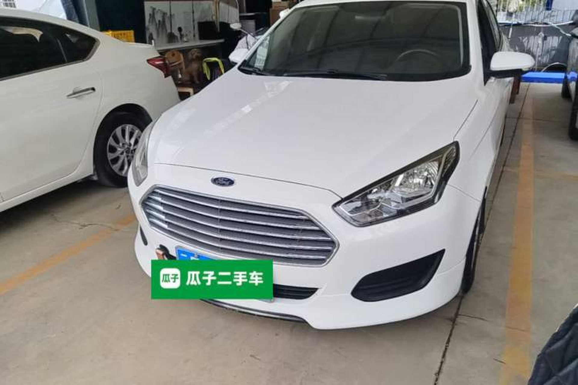 Used Ford Escort 2019 Revised Version 1.5L Manual "Quality Enjoyment" Trim (Tire Pressure Monitoring) China VI Standard Front Left 45 Deg