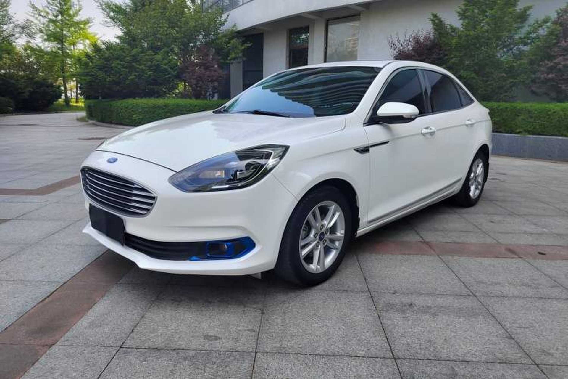 Used Ford Escort 2019 Revised Version 1.5L Automatic Enjoyment Type China VI Standard Front Left 45 Deg