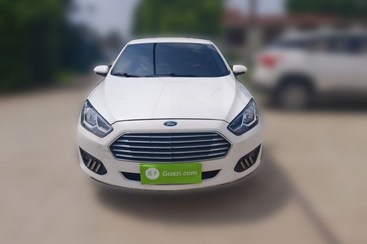 Used Ford Escort 2019 Revised 1.5L Automatic ZhiXiang Version (Tire Pressure Monitoring) China VI Standard Front