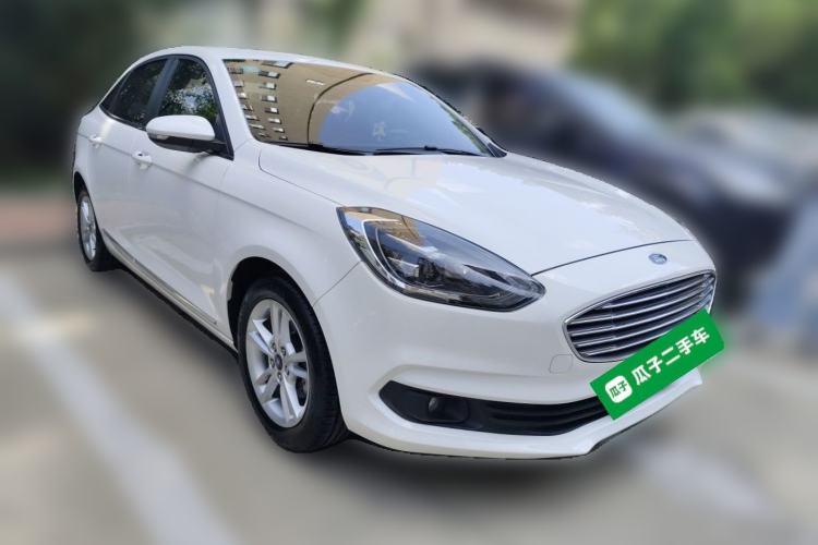 Used Ford Escort 2019 Revised Version 1.5L Automatic Enjoyment Type China VI Standard Front Right 45 Deg