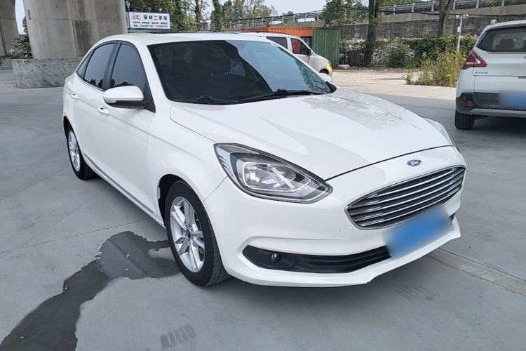 Used Ford Escort 2019 1.5L Automatic Enjoyment Model Front Right 45 Deg