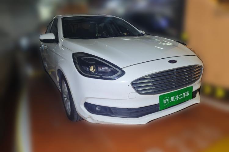 Used Ford Escort 2019 Revised Version 1.5L Automatic Enjoyment Type China V Standard Front Right 45 Deg
