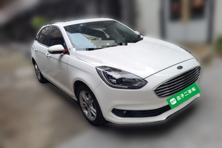 Used Ford Escort 2019 Revised Version 1.5L Automatic Enjoyment Type China VI Standard Front Right 45 Deg