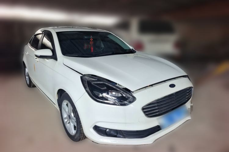 Used Ford Escort 2019 Revised Version 1.5L Automatic Enjoyment Type China VI Standard Front Right 45 Deg