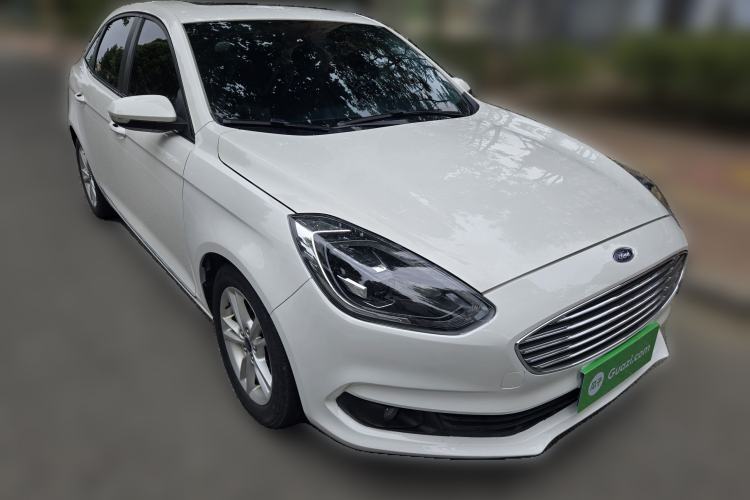 Used Ford Escort 2019 Revised Version 1.5L Automatic Enjoyment Type China VI Standard Front Right 45 Deg
