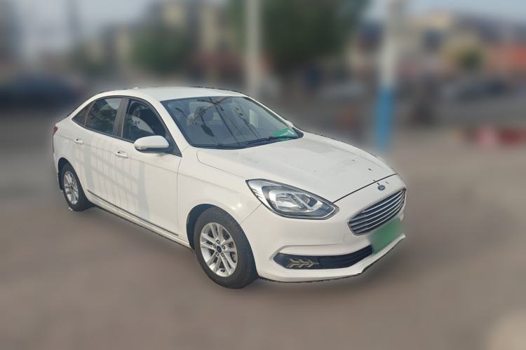 Used Ford Escort 2019 1.5L Manual ZhiXiang Version Front Right 45 Deg