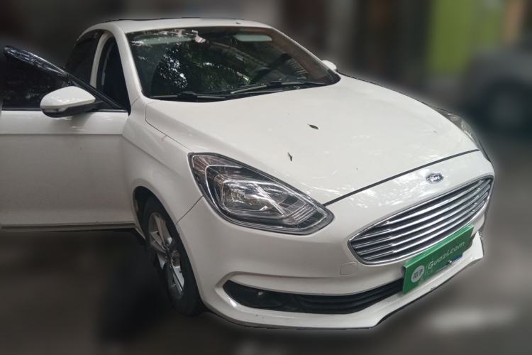 Used Ford Escort 2019 1.5L Automatic Enjoyment Model Front Right 45 Deg