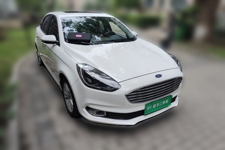 Used Ford Escort 2019 Revised Version 1.5L Automatic Enjoyment Type China VI Standard Front Right 45 Deg