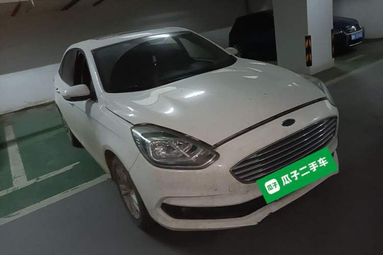 Used Ford Escort 2019 1.5L Automatic Enjoyment Model Front Right 45 Deg