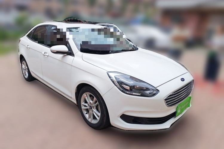 Used Ford Escort 2019 Revised Version 1.5L Automatic Enjoyment Type China VI Standard Front Right 45 Deg