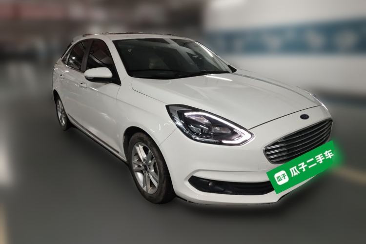 Used Ford Escort 2019 Revised Version 1.5L Automatic Enjoyment Type China VI Standard Front Right 45 Deg