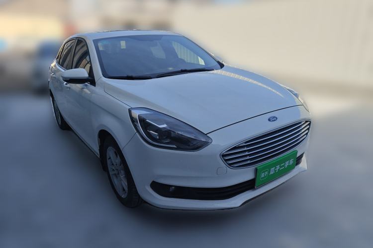 Used Ford Escort 2019 Revised Version 1.5L Automatic Enjoyment Type China VI Standard Front Right 45 Deg